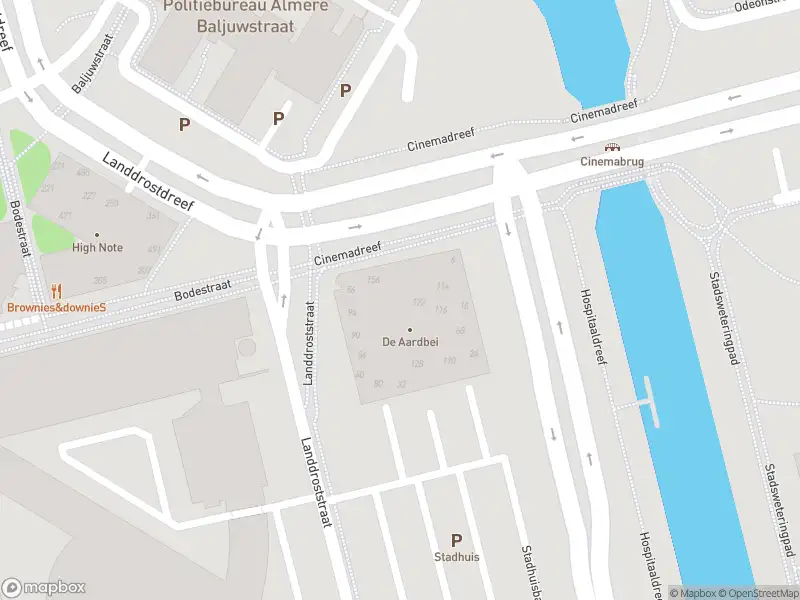 Brandweer met gepaste spoed naar de Landdroststraat in Almere vanwege stankoverlast