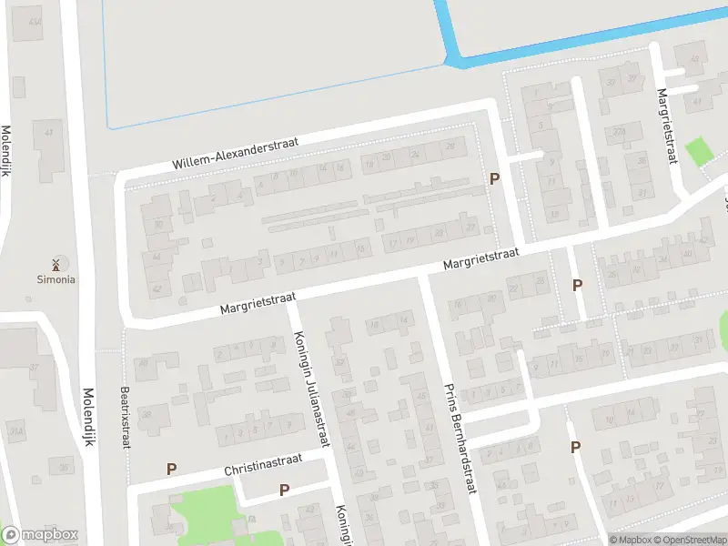 Ambulance met grote spoed naar de Margrietstraat in Piershil