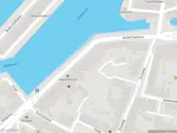 Ambulance met grote spoed naar de Achterhakkers in Dordrecht