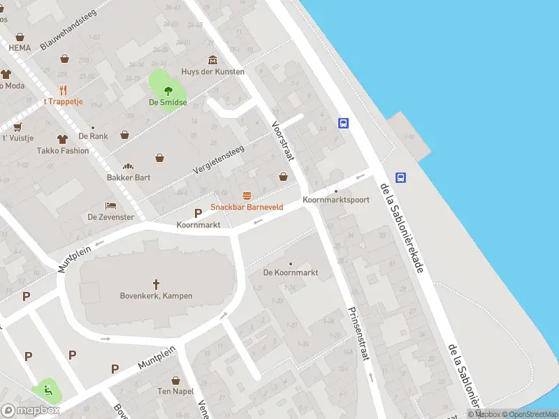 Brandweer met gepaste spoed naar de Koornmarkt in Kampen vanwege een liftopsluiting