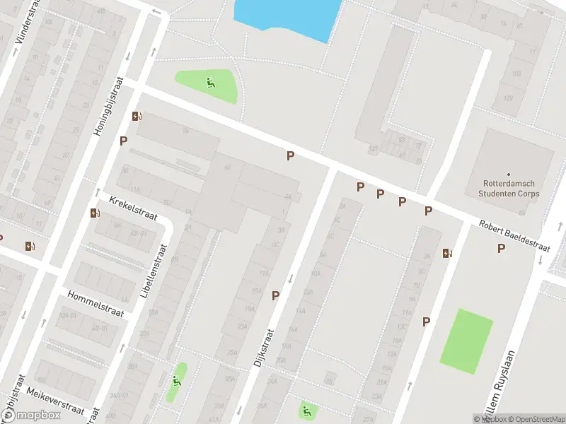 Ambulance met grote spoed naar de Dijkstraat in Rotterdam