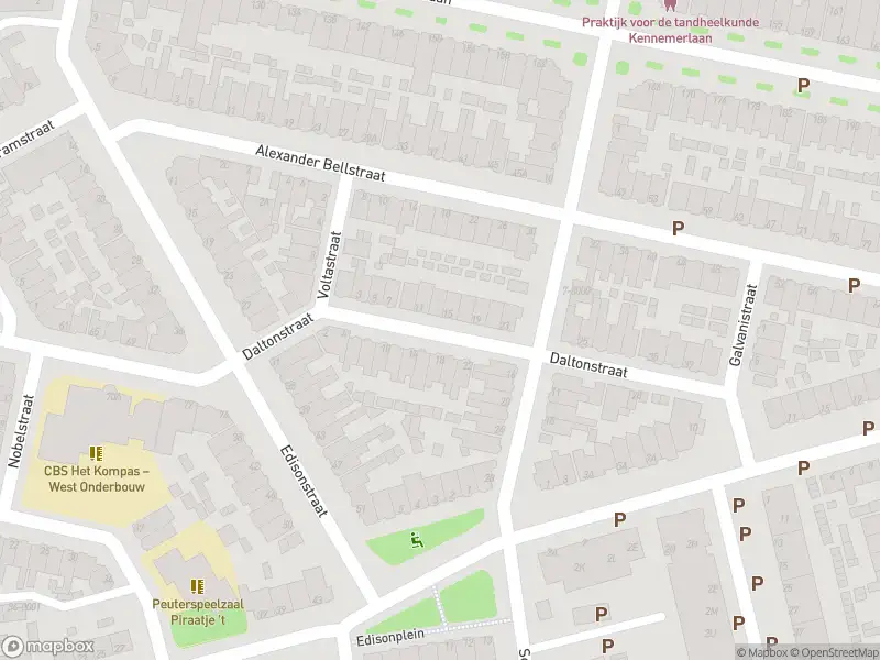 Brandweer met gepaste spoed naar de Daltonstraat in IJmuiden