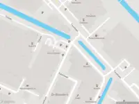 Ambulance met grote spoed naar de Vlechtbaan in Leiderdorp