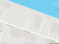 Ambulance met grote spoed naar de Bunschotenweg in Rotterdam