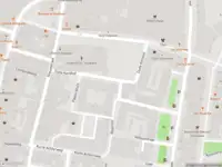 Ambulance met gepaste spoed naar de Oude Kerkhof in Schiedam