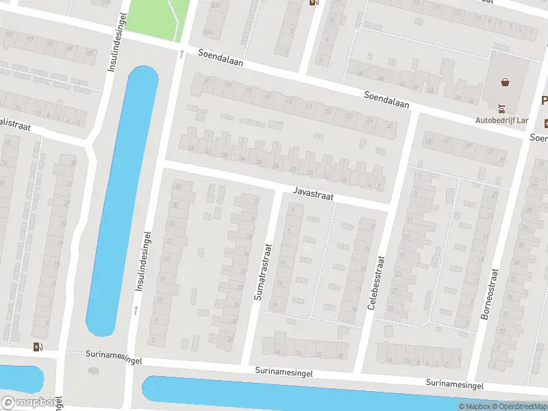 Ambulance met grote spoed naar de Sumatrastraat in Vlaardingen