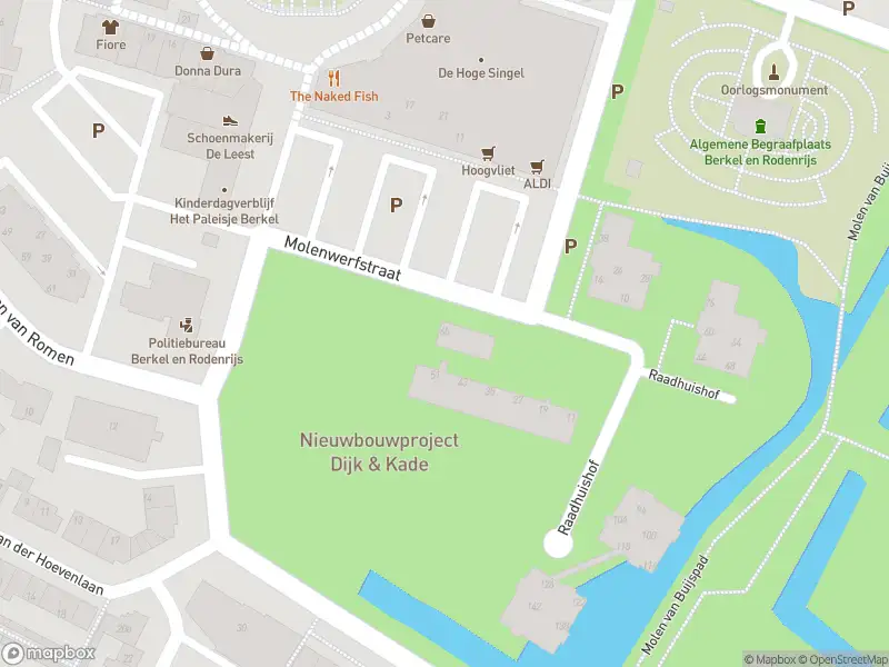 Ambulance met grote spoed naar de Raadhuishof in Berkel en Rodenrijs