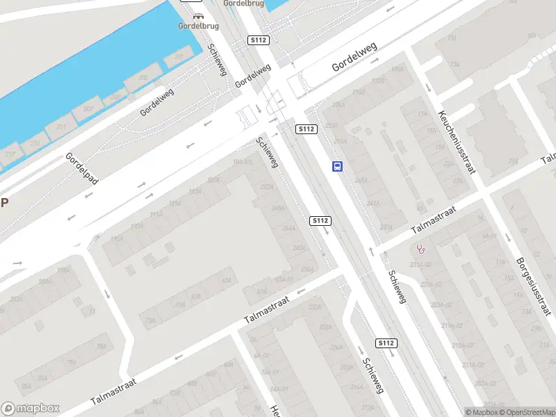 Ambulance met grote spoed naar de Schieweg in Rotterdam