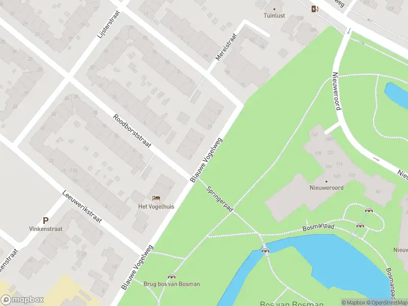 Ambulance met grote spoed naar de Leeuwerikstraat in Leiden
