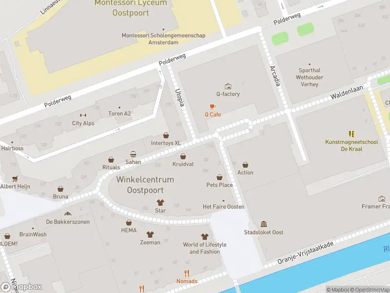 Brandweer met gepaste spoed naar de Waldenlaan in Amsterdam