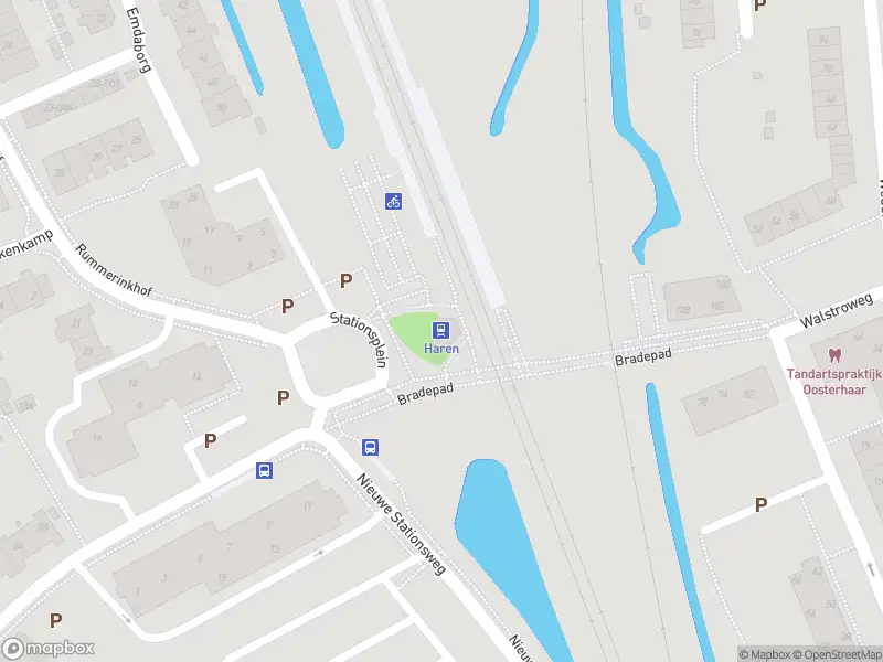 Brandweer met gepaste spoed naar de Stationsplein in Haren vanwege stankoverlast