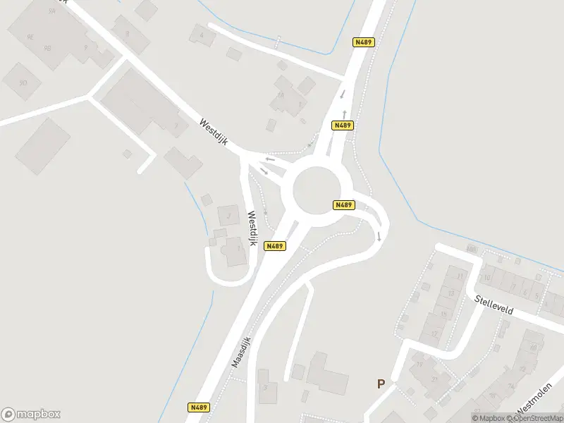 Ambulance met grote spoed naar de Maasweg in Mijnsheerenland