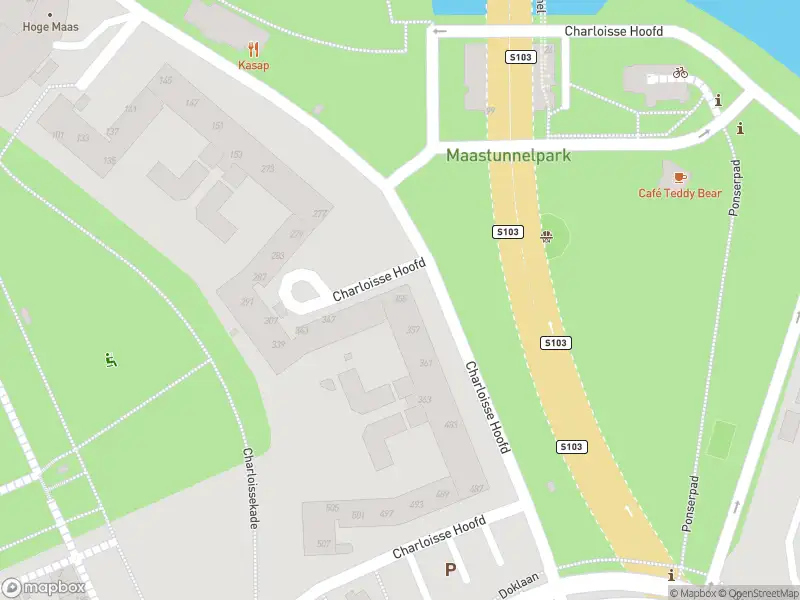 Ambulance met grote spoed naar de Charloisse Hoofd in Rotterdam