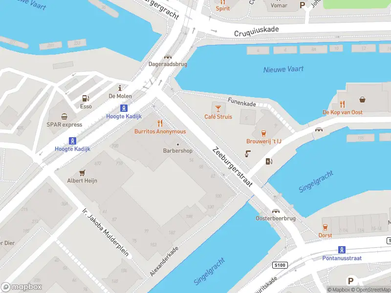 Traumahelikopter met grote spoed naar de Zeeburgerstraat in Amsterdam