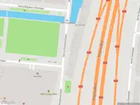 Ambulance met grote spoed naar de Gerrie Knetemannlaan in Amsterdam