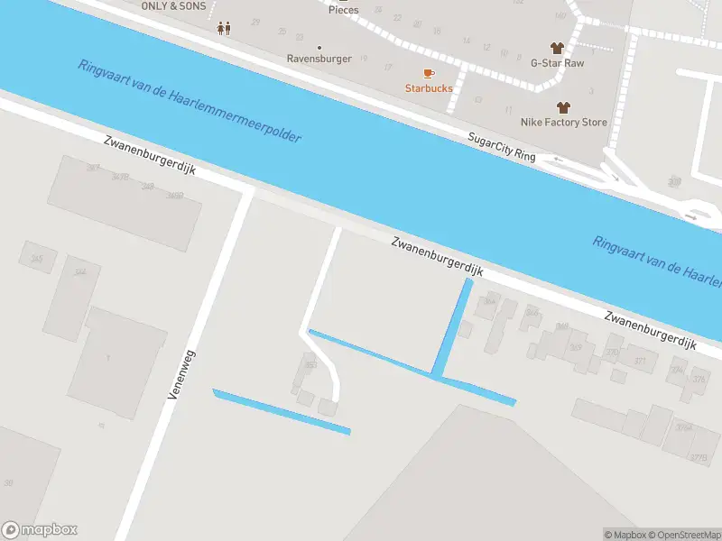 Ambulance met grote spoed naar de Houtrakkerweg in Halfweg