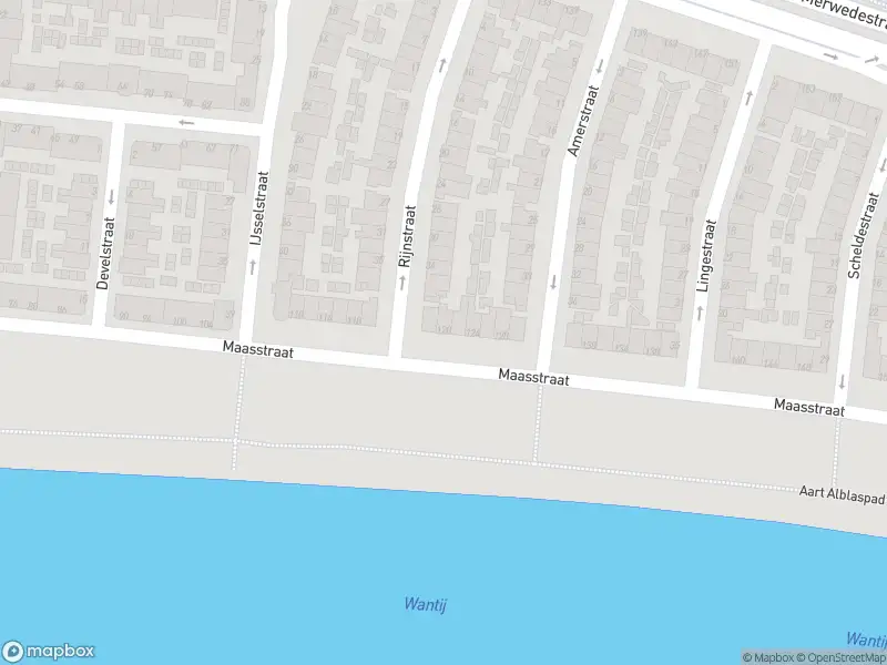 Ambulance met grote spoed naar de Maasstraat in Dordrecht