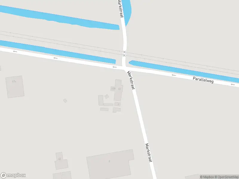 Politie naar de Parallelweg in Kesteren vanwege aanrijding met letsel
