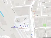 Ambulance met grote spoed naar de Stationsplein in Alphen aan den Rijn