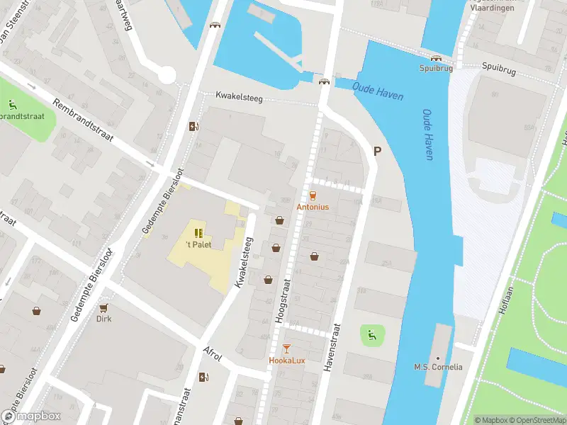 Ambulance met gepaste spoed naar de Kwakelsteeg in Vlaardingen
