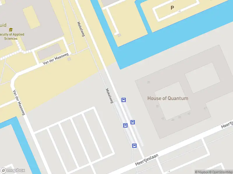 Brandweer met gepaste spoed naar de Kluyverweg in Delft vanwege afgaan automatisch brandalarm