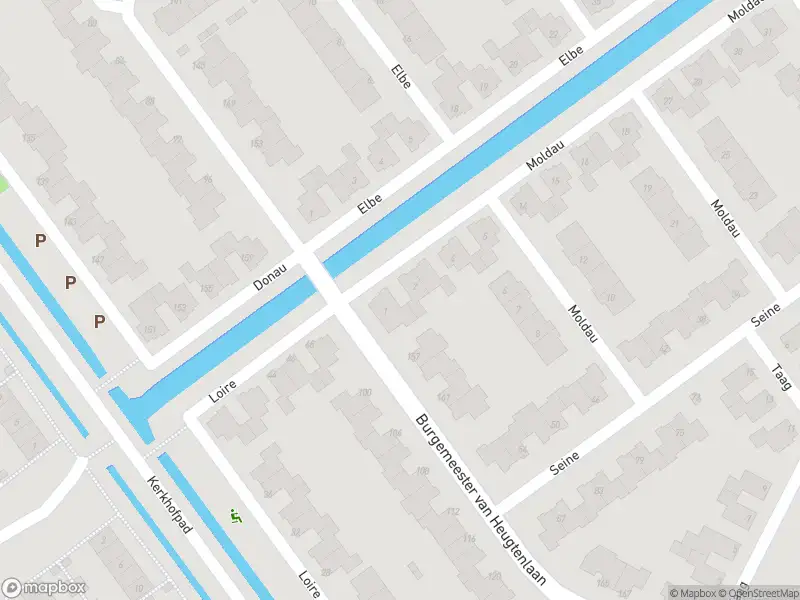 Ambulance met grote spoed naar de Moldau in Nieuwerkerk aan den IJssel