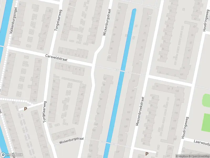 Ambulance met grote spoed naar de Wickenburgstraat in Rotterdam