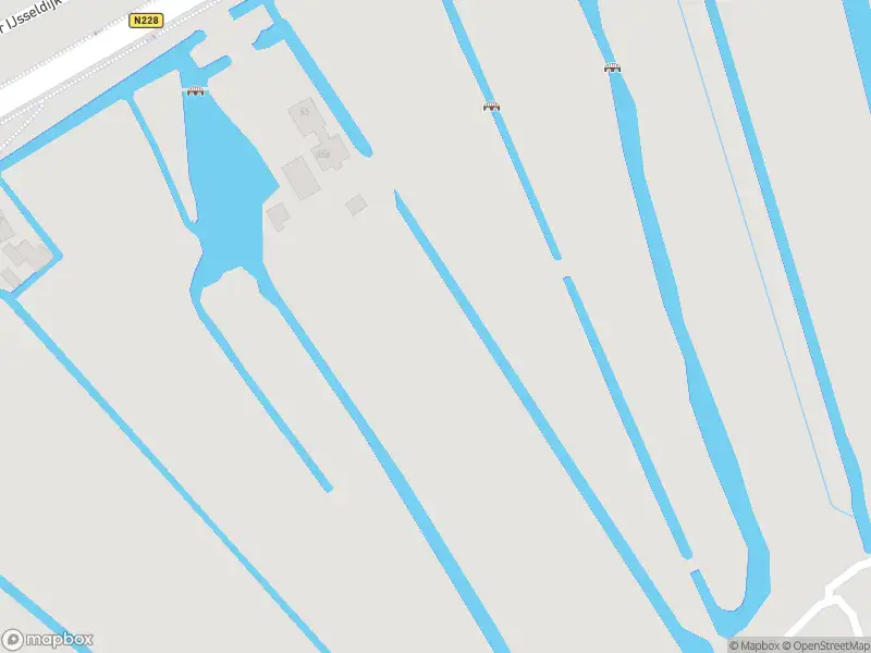 Ambulance met gepaste spoed naar de Zuider IJsseldijk in Gouda