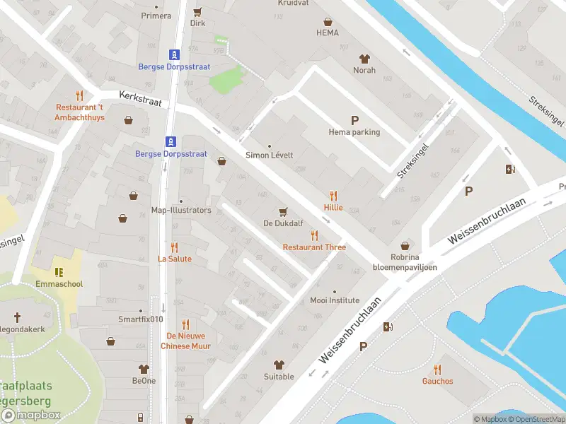 Ambulance met grote spoed naar de Freericksplaats in Rotterdam