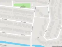 Ambulance met grote spoed naar de Dorsvlegel in Warmenhuizen