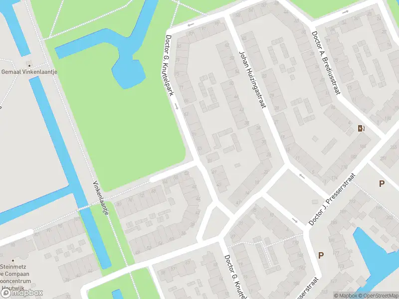 Ambulance met gepaste spoed naar de Dr. G. Knuttelpark in 's-Gravenhage
