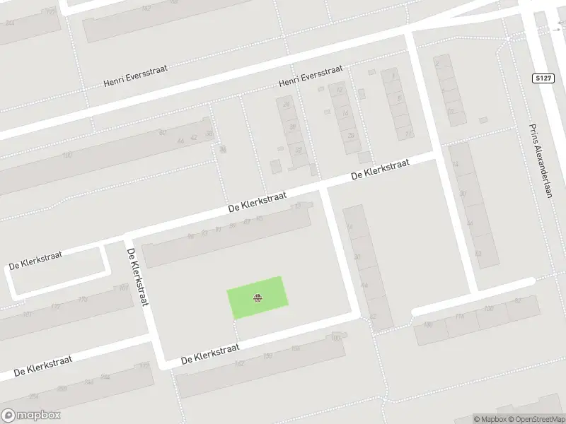 Ambulance met gepaste spoed naar de De Klerkstraat in Rotterdam