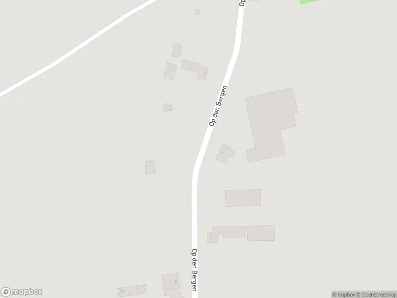 Ambulance met grote spoed naar de Op den Bergen in Sevenum