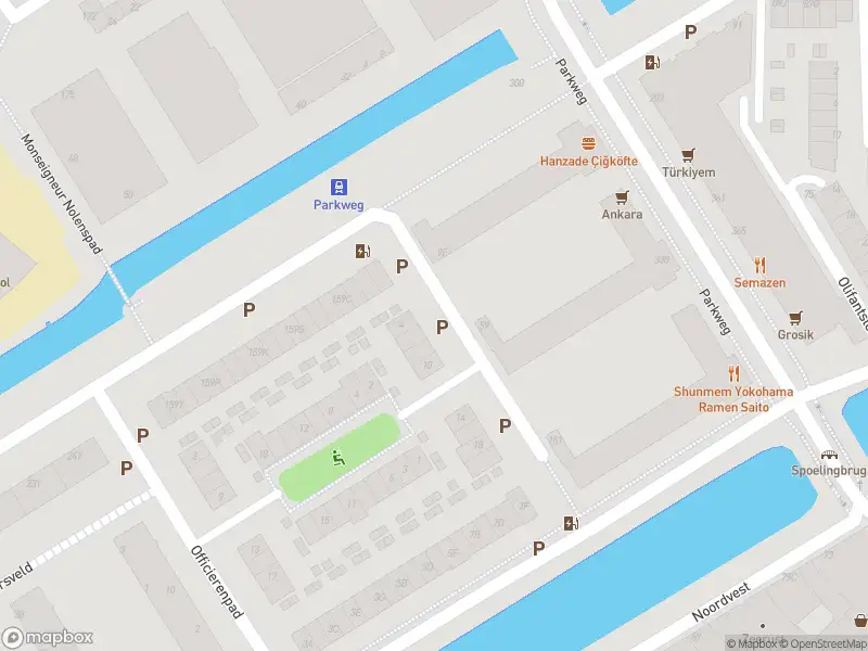 Ambulance met gepaste spoed naar de Paulus Buysstraat in Schiedam