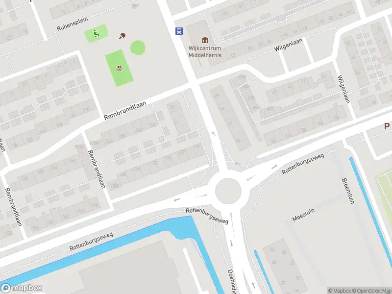 Ambulance met grote spoed naar de Rottenburgseweg in Middelharnis
