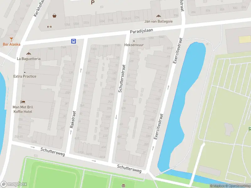 Ambulance met grote spoed naar de Schuttersstraat in Rotterdam