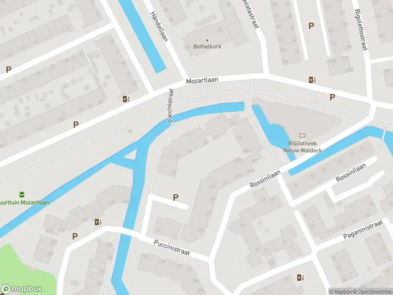 Traumahelikopter met grote spoed naar de Puccinistraat in 's-Gravenhage