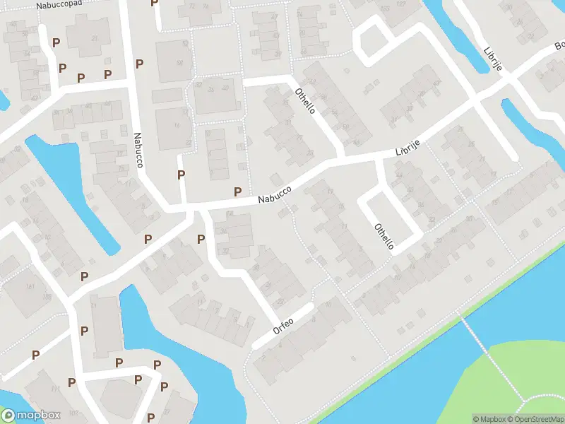 Ambulance met gepaste spoed naar de Nabucco in Capelle aan den IJssel