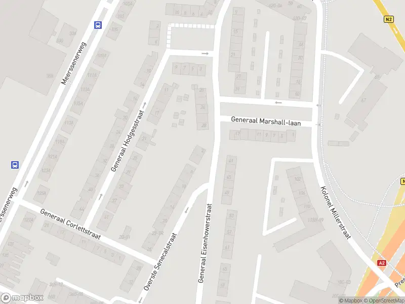 Brandweer met gepaste spoed naar de Overste Senecalstraat in Maastricht vanwege een buitenbrand