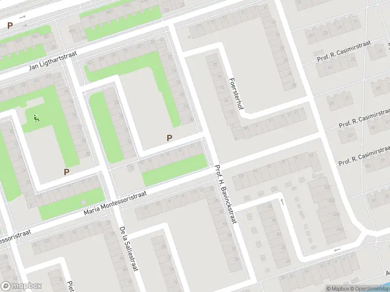 Ambulance met grote spoed naar de Pestalozzihof in Amsterdam
