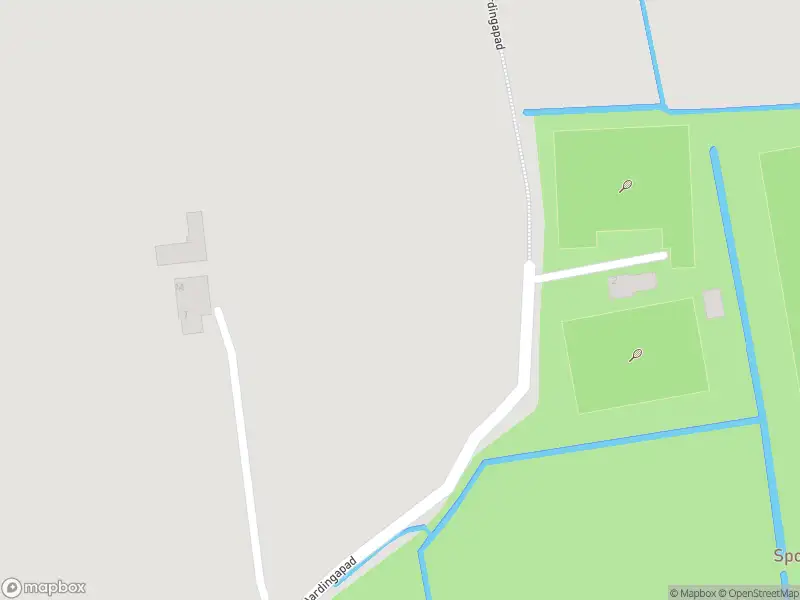 Brandweer met grote spoed naar de Jardingapad in Oosterwolde vanwege waarnemen gaslucht