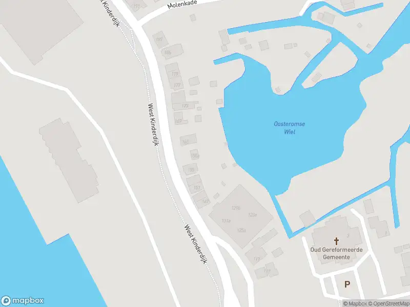 Ambulance met grote spoed naar de West Kinderdijk in Alblasserdam