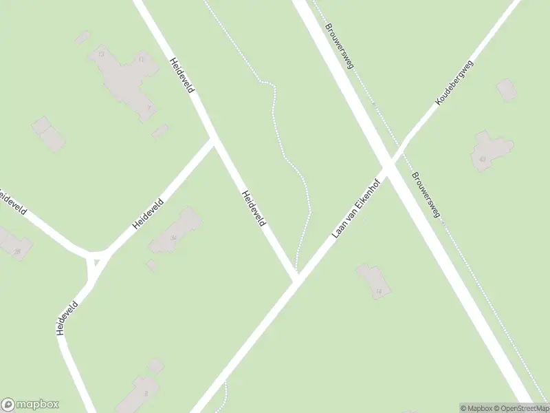 Brandweer met gepaste spoed naar de Weikamperweg in Hoenderloo vanwege stormschade