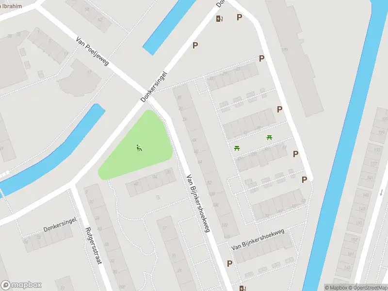 Ambulance met grote spoed naar de Van Bijnkershoekweg in Rotterdam