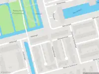 Ambulance met gepaste spoed naar de Golda Meirstraat in Rotterdam