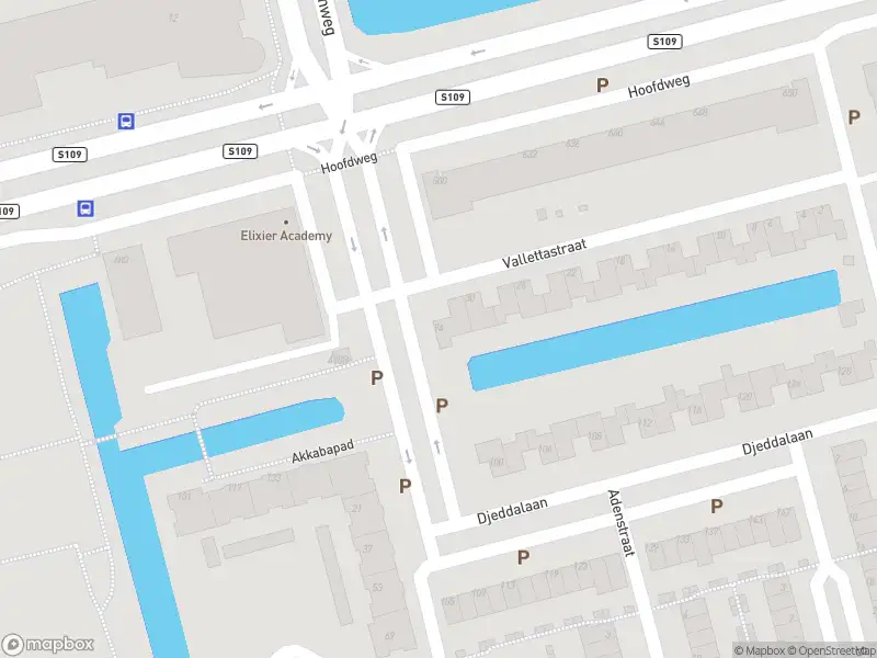 Ambulance met gepaste spoed naar de Suezpad in Rotterdam