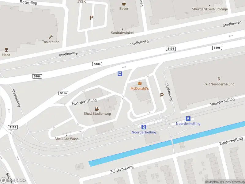 Ambulance met grote spoed naar de Stadionweg in Rotterdam