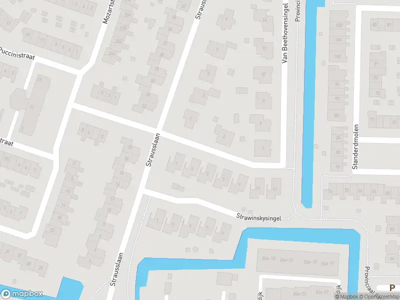 Ambulance met gepaste spoed naar de Van Beethovensingel in Barendrecht