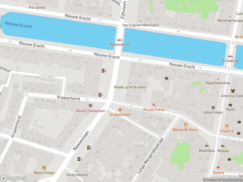 Ambulance naar de Nassauplein in Haarlem