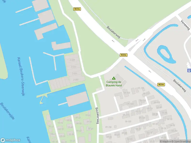 Brandweer met gepaste spoed naar de Beulakerweg in Wanneperveen vanwege stormschade